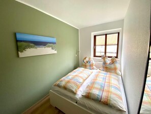 2 Schlafzimmer, Reisekinderbett, kostenloses WLAN