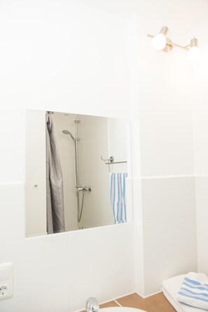 Bathroom - Landgasthof Witten (Labenz)
