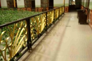 Interior - Gaji Hotel (Gyantse)