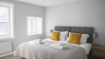 2 bedrooms, WiFi, bed sheets