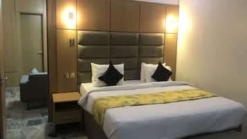 Luxury Suite | 2 bedrooms, premium bedding, individually decorated