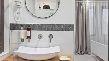 Shower, towels, soap