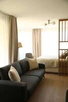Elite Apartment | Blackout drapes, soundproofing, iron/ironing board, free WiFi