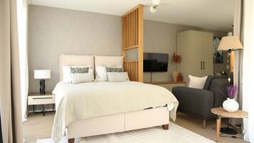 Elite Apartment | 1 bedroom, free WiFi, bed sheets