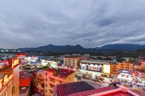Unclassified image, 3 of 28, button - Boluo Yanting Business Apartment (Boluo)