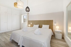 6 Schlafzimmer, Bügeleisen/Bügelbrett, kostenloses WLAN, Bettwäsche