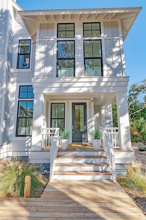 Exterior detail - Say Knot on Call to your dream Bald Head Island vacation retreat! (Bald Head Island)