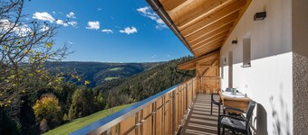 Holiday Home 'Tholerhof' with Private Terrace, Private Garden and Wi-Fi