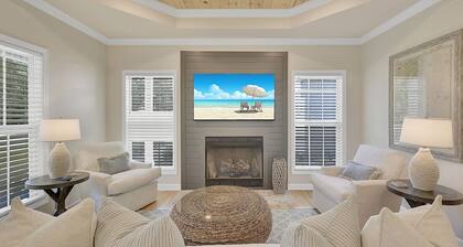 Heated Pool • Walk to Beach & Pier • 2 King Ensuites On Main • Fenced Yard