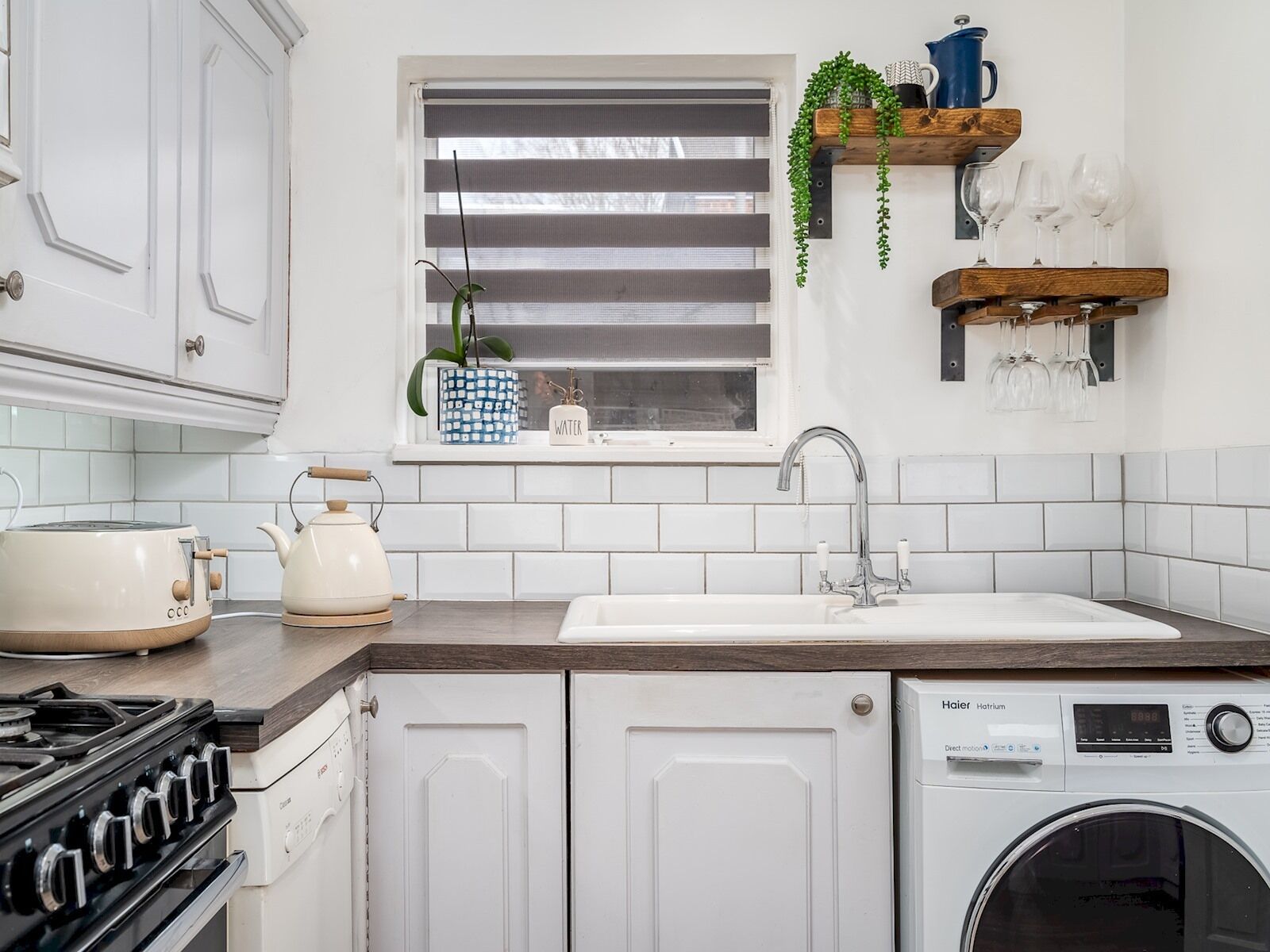 Fridge, microwave, oven, dishwasher