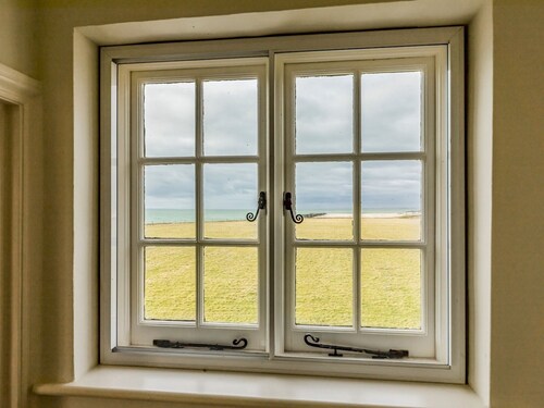Charming Old Coastguards Cottage - Pass the Keys