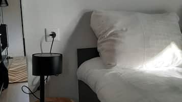 1 slaapkamer, een bureau, reisbedje, gratis wifi