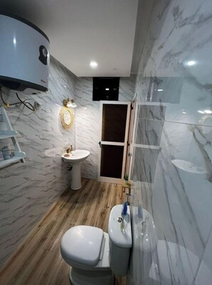 Bathroom - 💫Kemaldies: superb apartment in almadies✨ (Dakar)