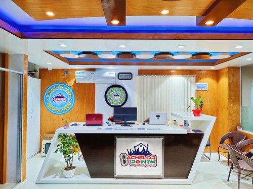 Bachelor Point AC Hostel