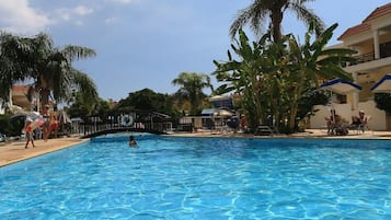 Indoor pool, outdoor pool