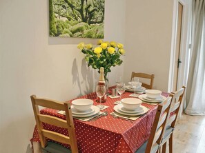 Dining room - Trading Boundaries (Uckfield)