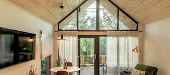 One-Bedroom Barnhouse Cabin in Dealu Mare