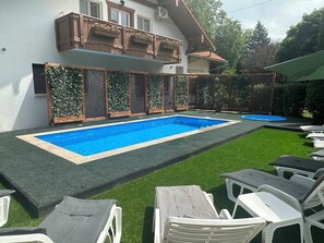 Seasonal outdoor pool - Sommer Pension (Balatonfoldvar)