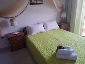 1 bedroom, iron/ironing board, free WiFi, bed sheets