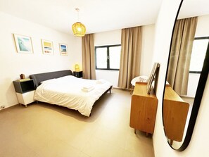 3 bedrooms, WiFi - Large Open Plan 3 Bedroom Family Villa with Private Pool (Praia Da Luz)