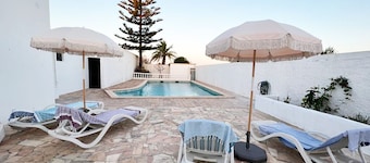 Large Open Plan 3 Bedroom Family Villa with Private Pool