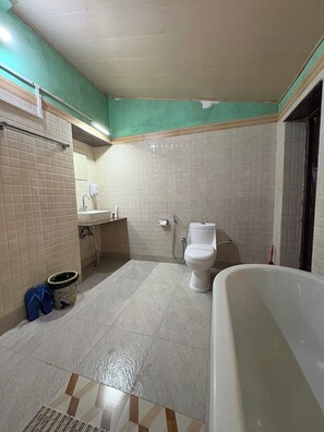 Shower, towels, soap, shampoo