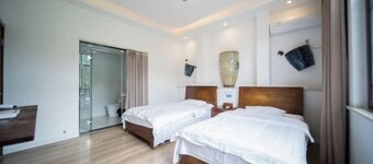 Ningguo Qinglongmen Inn