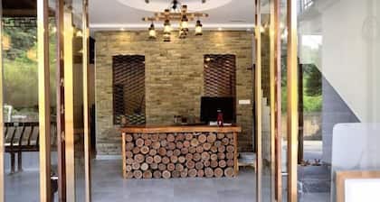 Ningguo Qinglongmen Inn