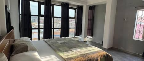 Apartment Queen Bed | Äänieristys, silitysrauta/-lauta, ilmainen Wi-Fi