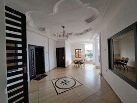 Apartment Queen Bed | Terrace/patio