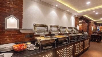 Daily full breakfast (USD 3.5 per person)