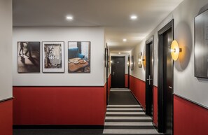 Hallway - BYPILLOW Crosstown (Madrid)