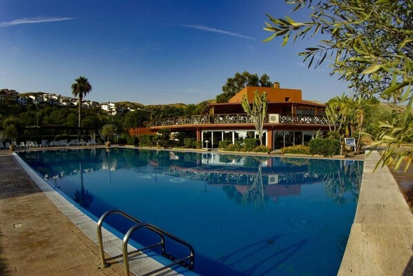 Piscina stagionale all'aperto