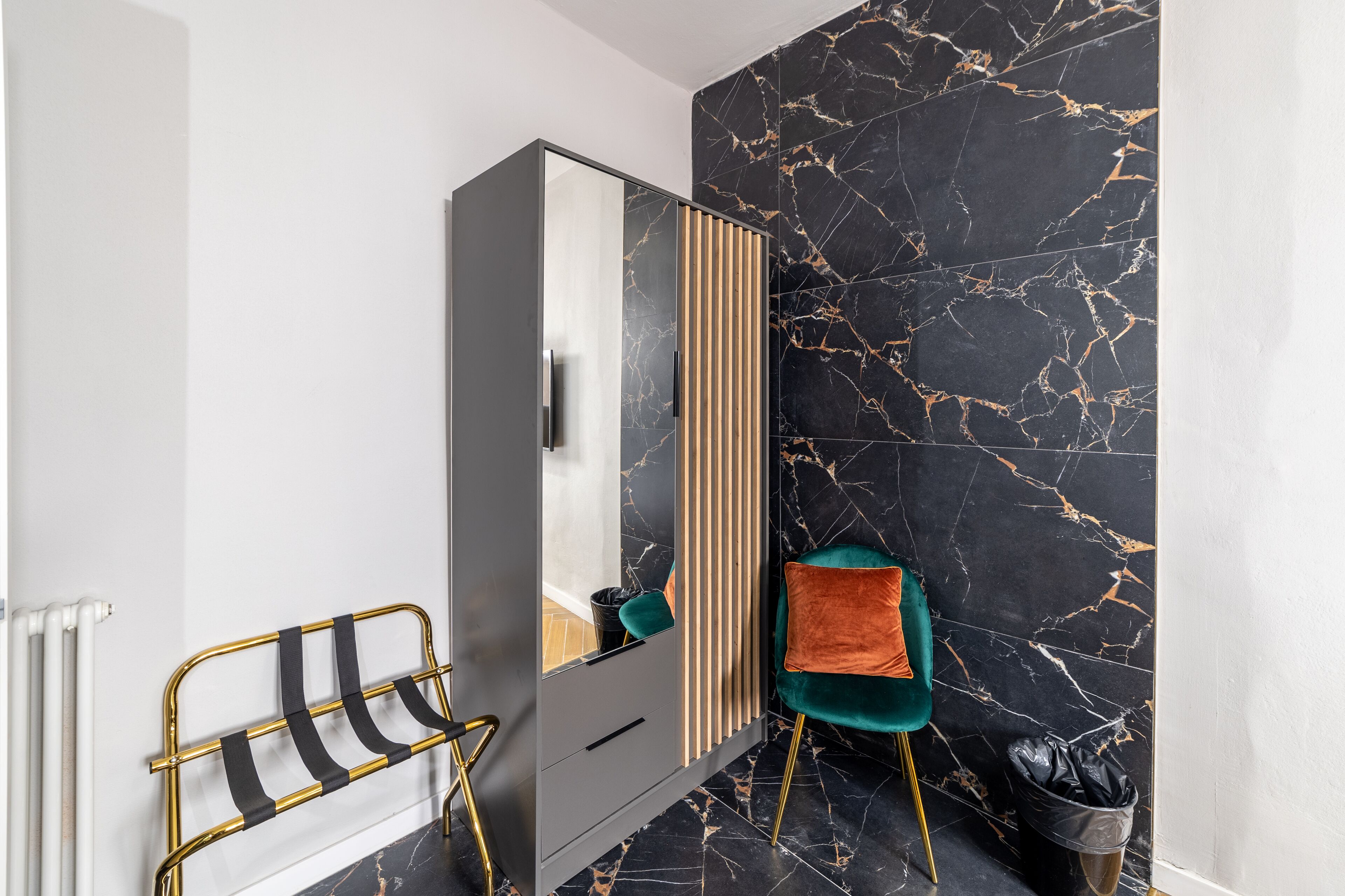 Double Room | Wardrobe