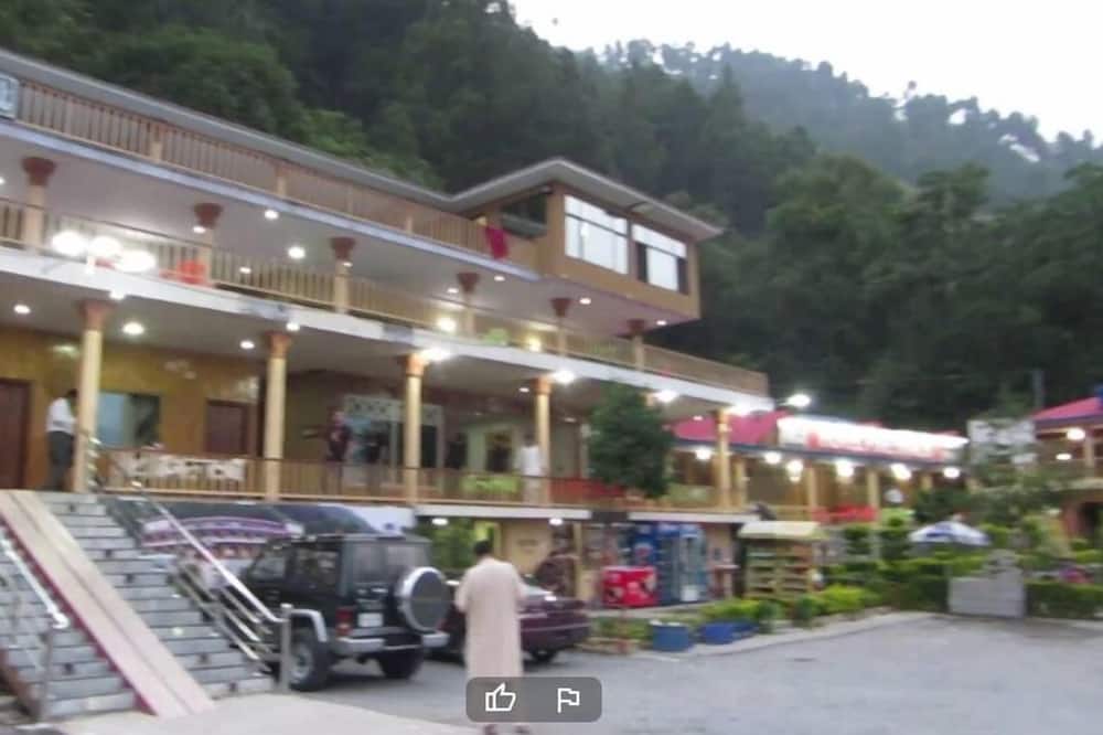 Heaven Rose Hotel Khanian
