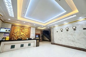 Unclassified image, 2 of 7, button - Fengdu Business Hotel (Shishi)
