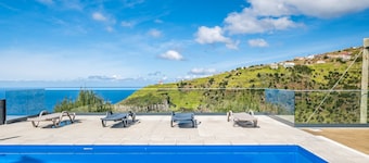 Ocean Panorama Apartment 2 by Madeira Sun Travel