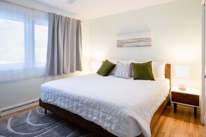 4 bedrooms, free WiFi, bed sheets