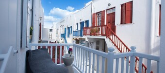 Seablue Town Maisonette