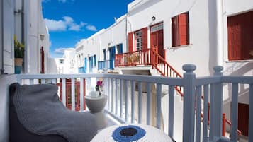 Traditional Townhome | View from room