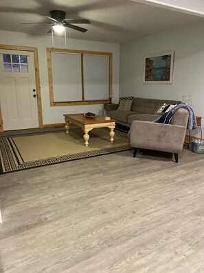 Smart-TV og DVD-spiller