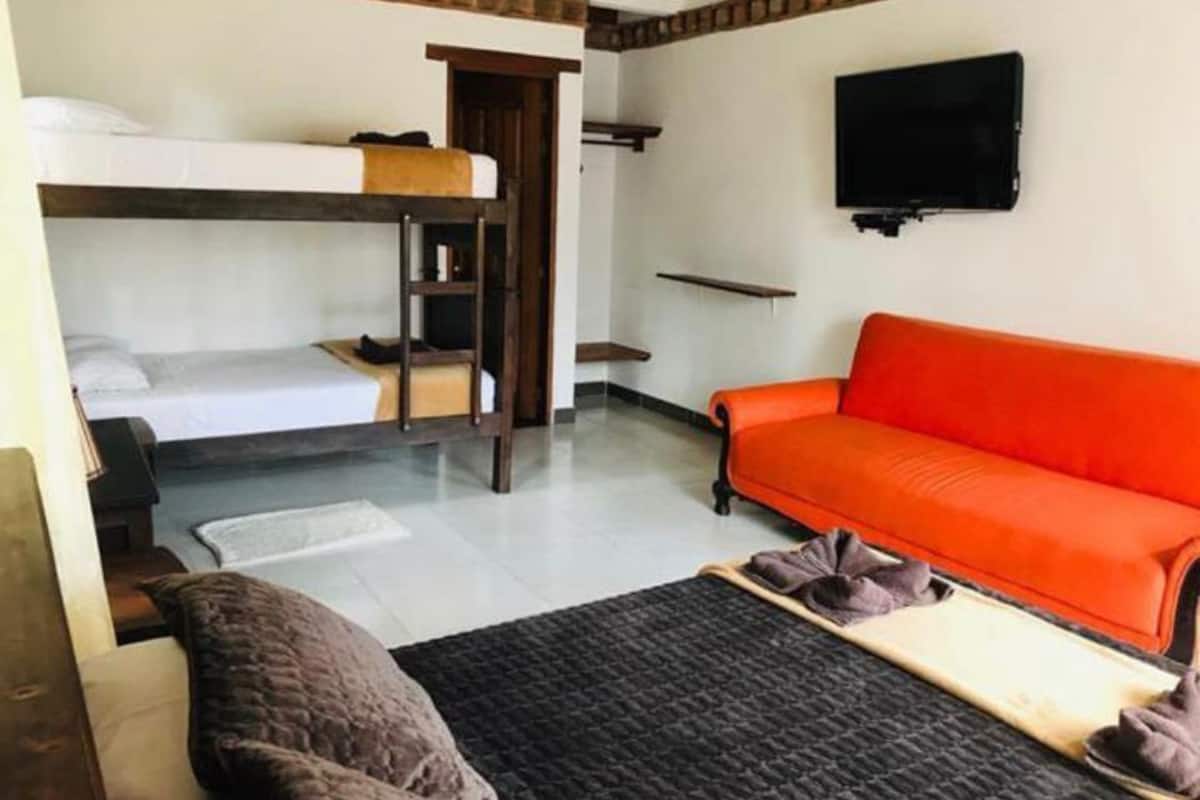 Habitación cuádruple estándar