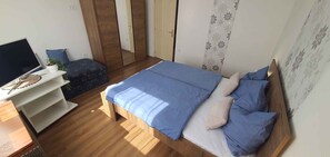 3 室のベッドルーム、WiFi