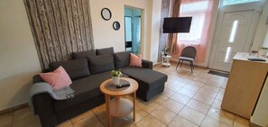 Télévision, chaîne hi-fi