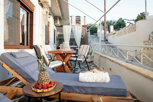 Kleopatra Deluxe Apartment with Jacuzzi