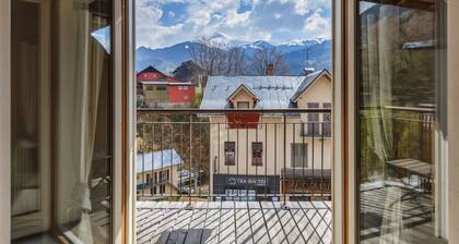 Chateau · City Center Apartment with 3 bedrooms