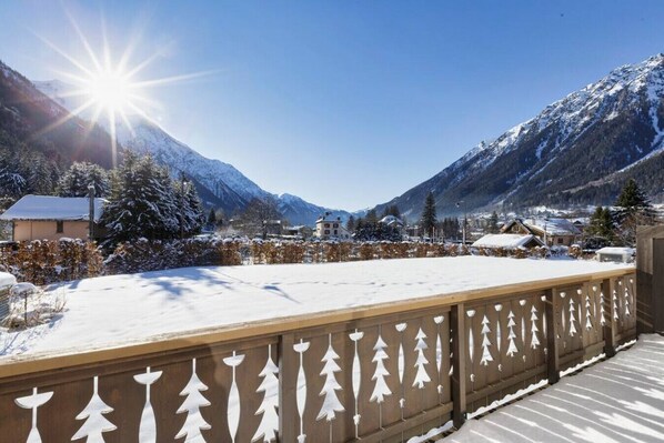 Property grounds - La Blaitiere · Luxe Apartment Center Chamonix | Next to Piste Planard (Chamonix-Mont-Blanc)