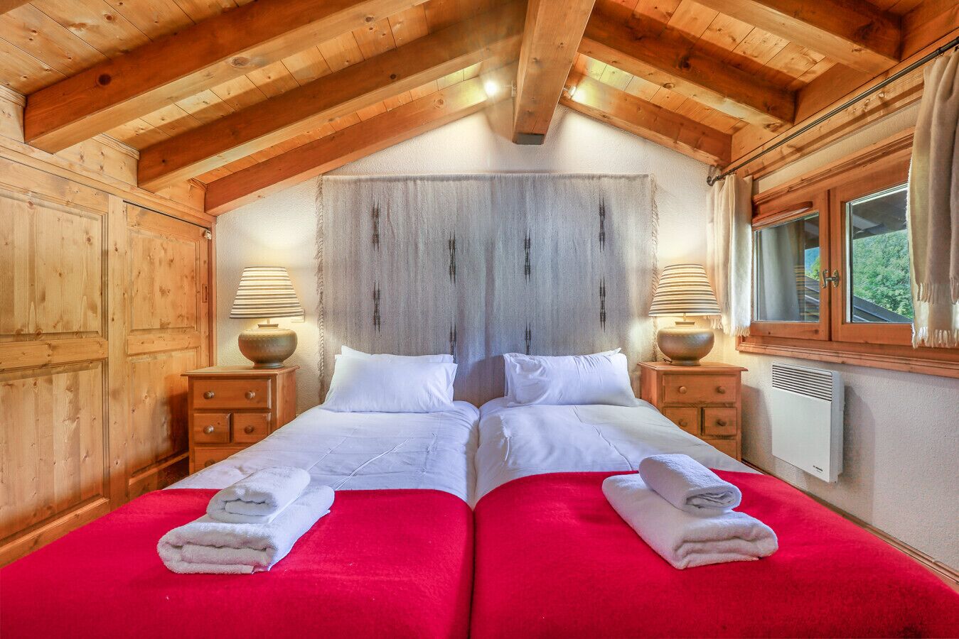 2 chambres, lit parapluie, Wi-Fi, draps fournis