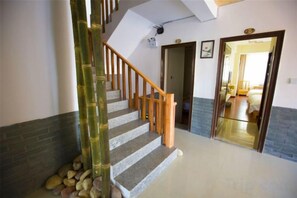 Interior - Han Shu Xiang Yuan Hostel (Jianshui)