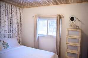 3 chambres, fer et planche Ă repasser, Wi-Fi gratuit, draps fournis